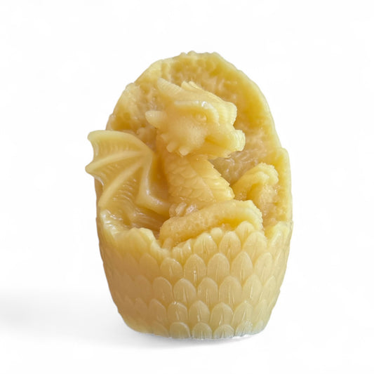 Drache im Ei als Bienenwachskerze
