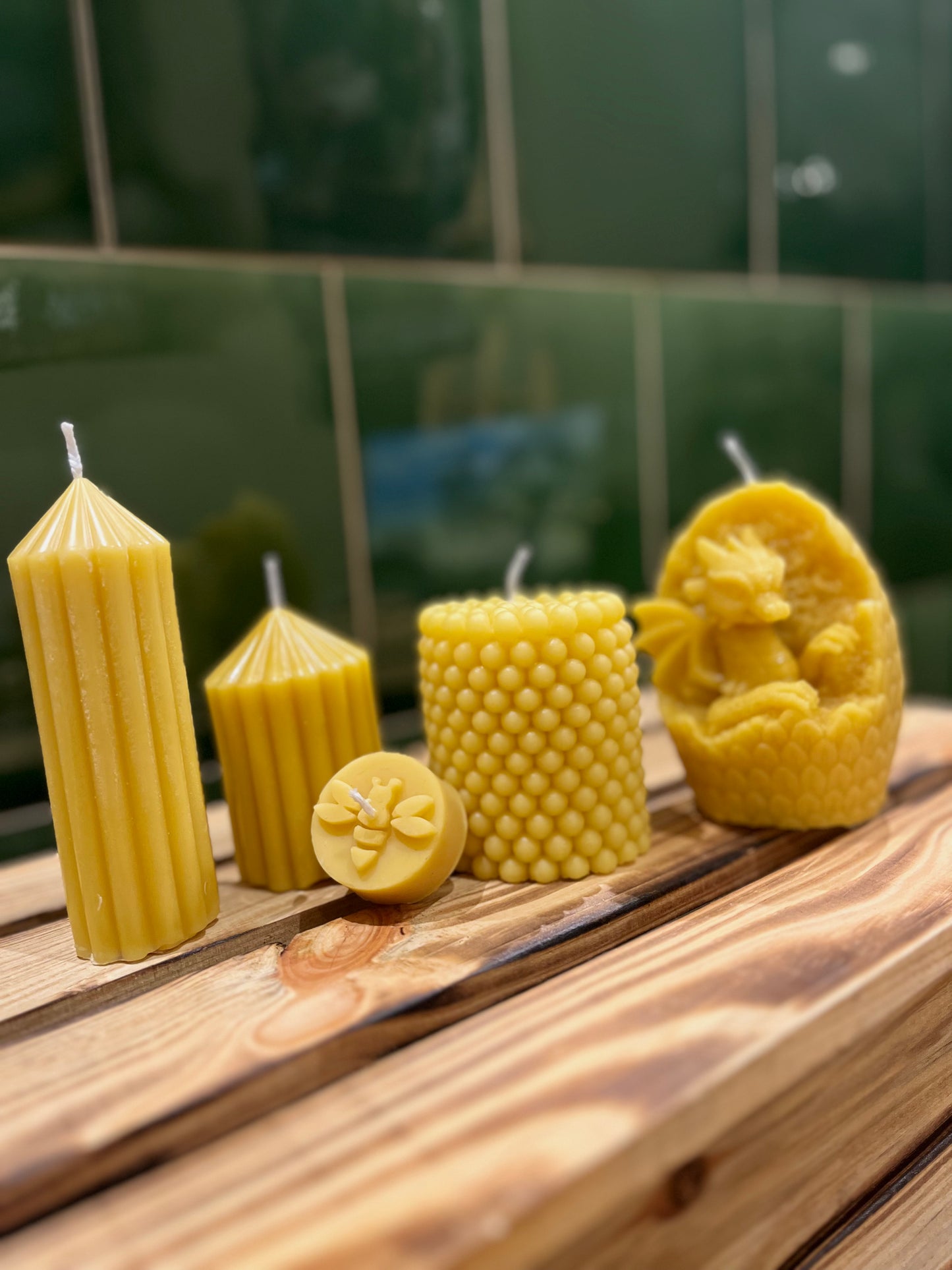 Drachenkerze aus Bienenwachs