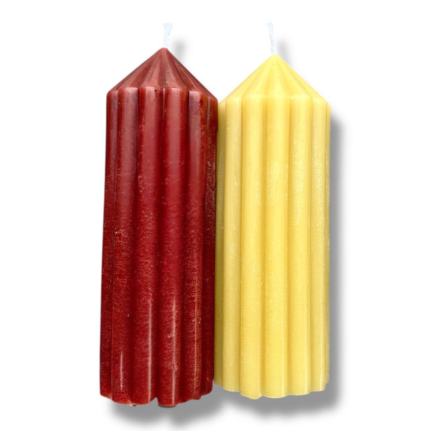 Stabkerze mit Rillen aus Bienenwachs