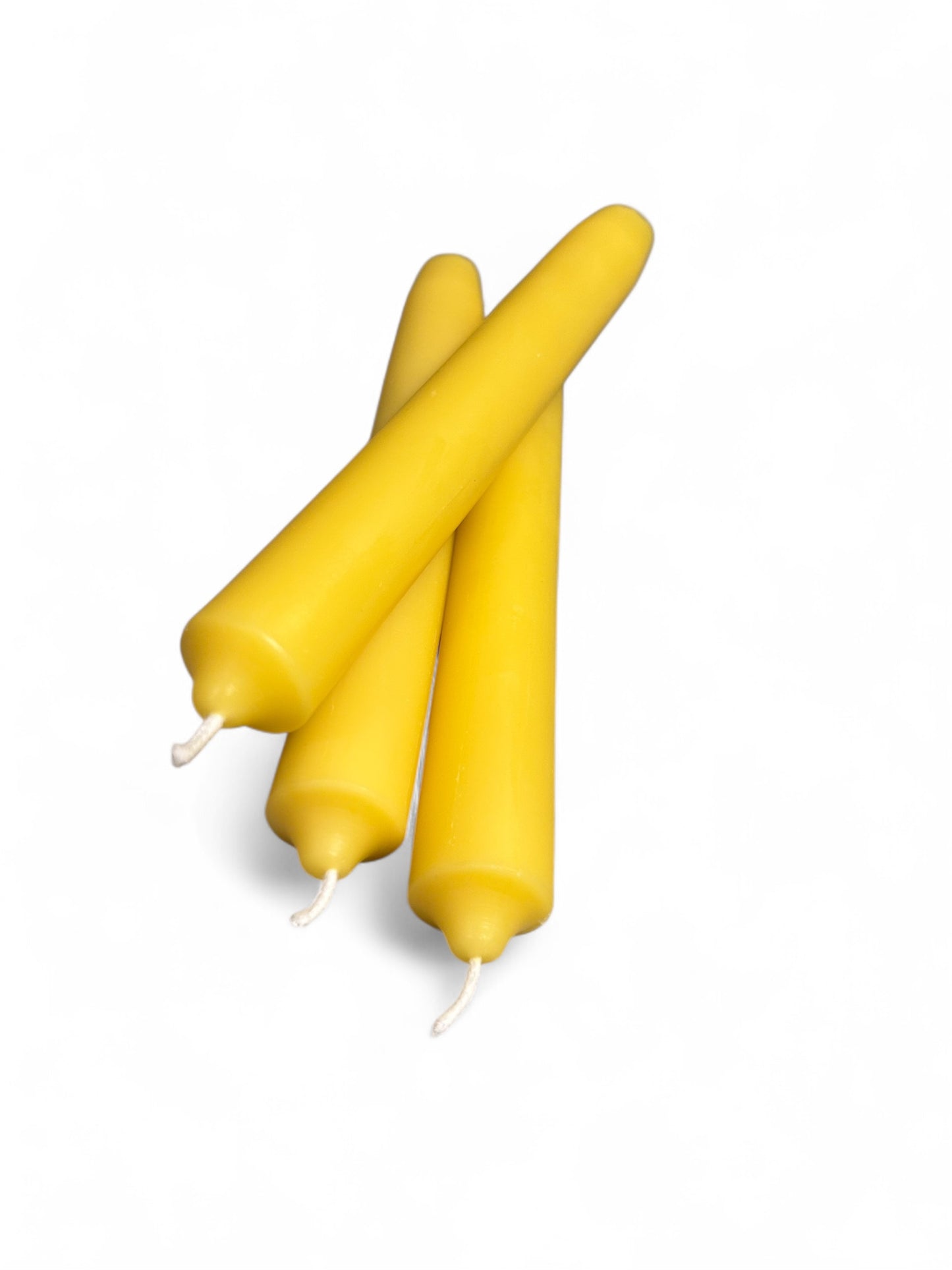 Moderne Tischkerzen aus Bienenwachs